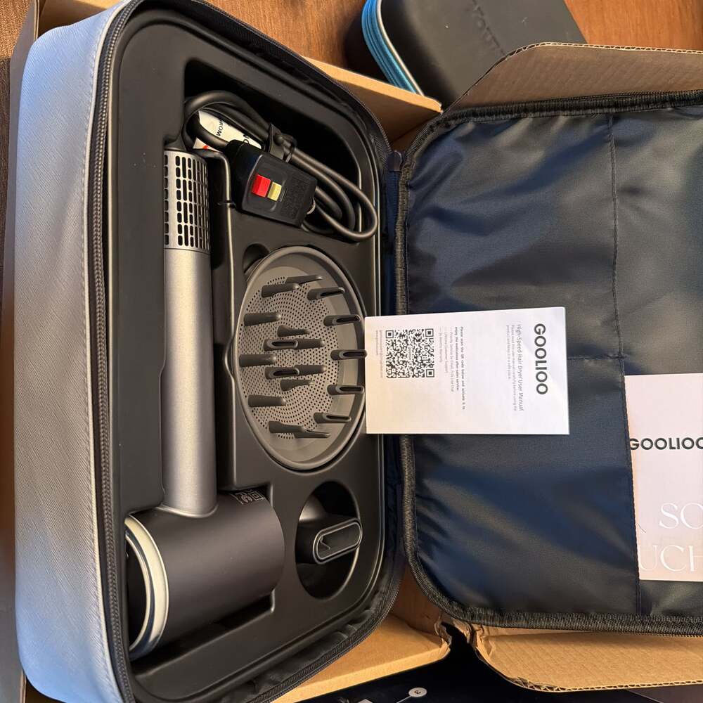 BN In Case Goolioo Hair Dryer Set in Black with diffuser